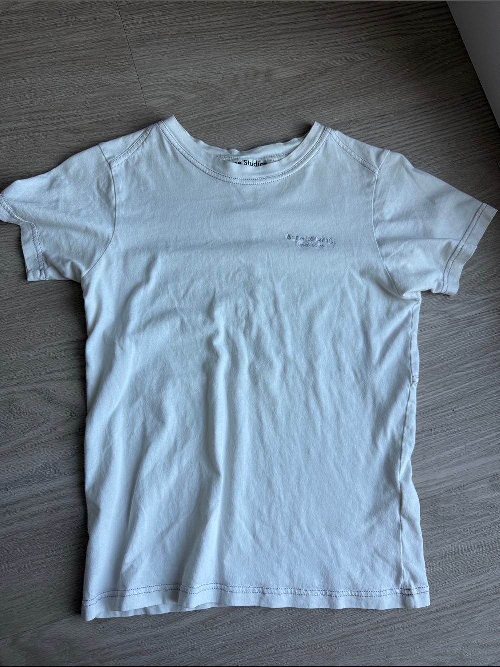 Acne Sudios White Short Sleeve Tee with Subtle Chest Logo